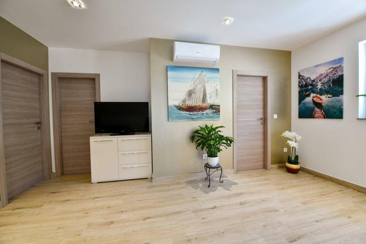 Cambi Lux Apartment Otok  Dış mekan fotoğraf